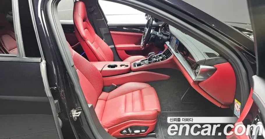 Porsche Panamera 