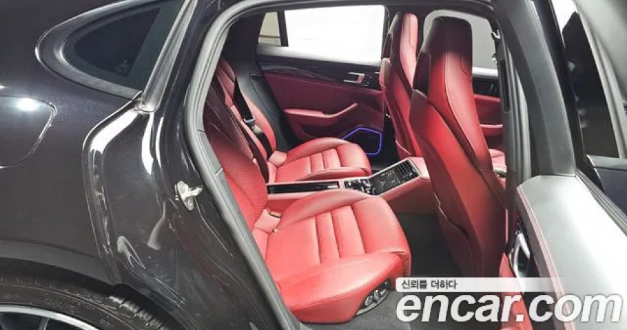 Porsche Panamera 