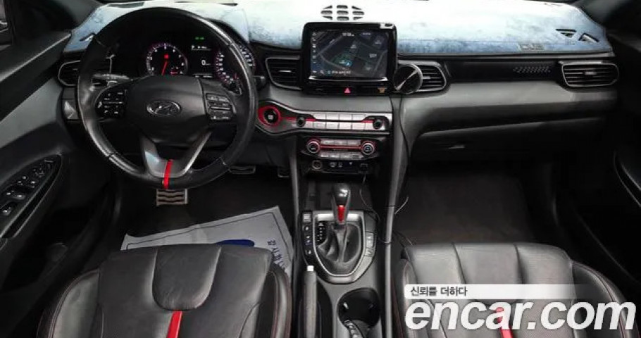 Hyundai Veloster 