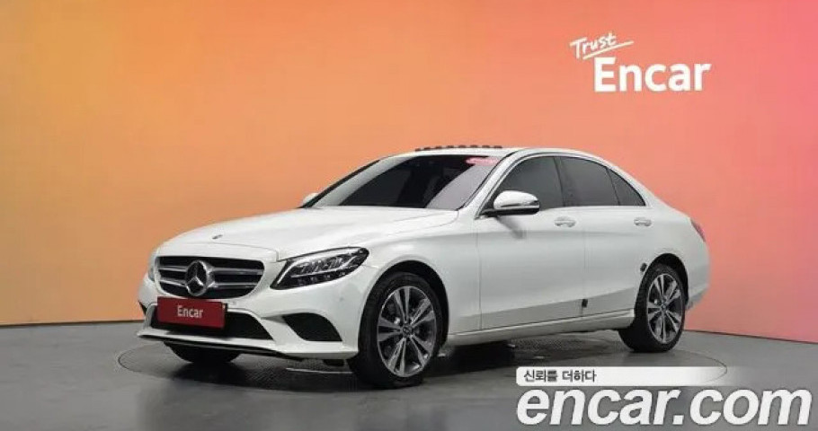 Mercedes-Benz C-Class 