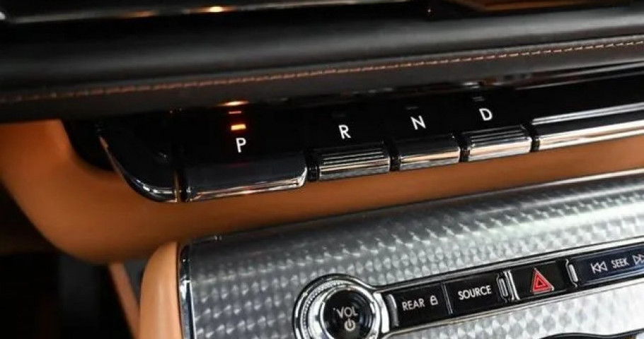 Lincoln Aviator 