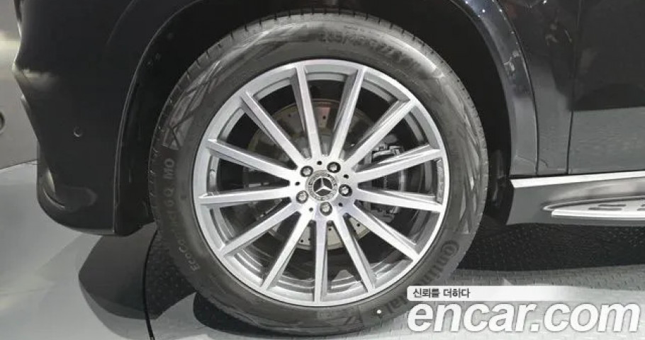 Mercedes-Benz Gls-Class 