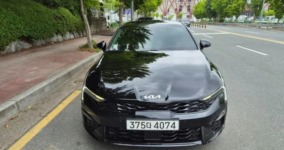 Kia K5 