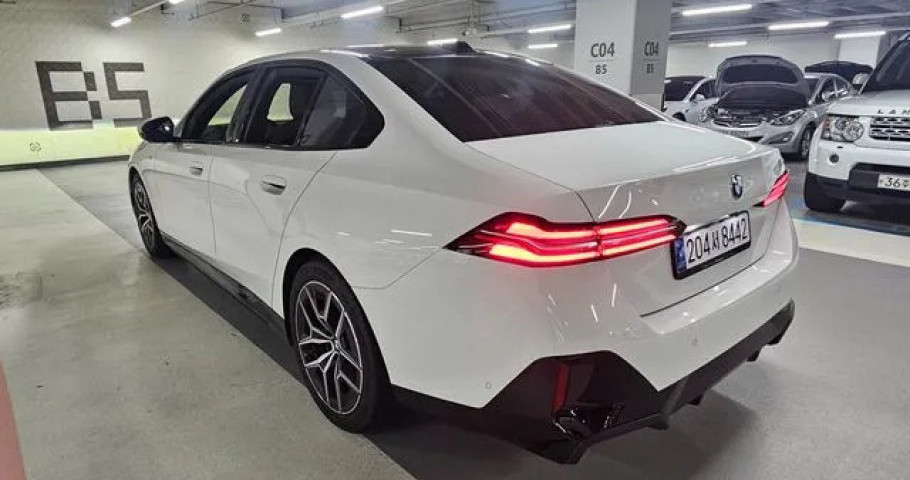 Bmw 5-Series 