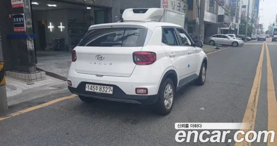 Hyundai Venue 