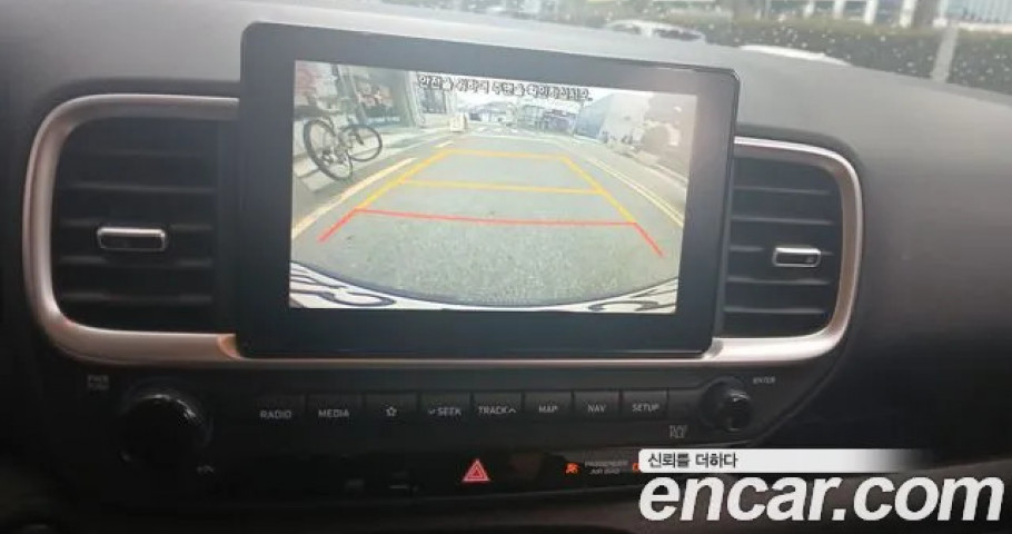 Hyundai Venue 