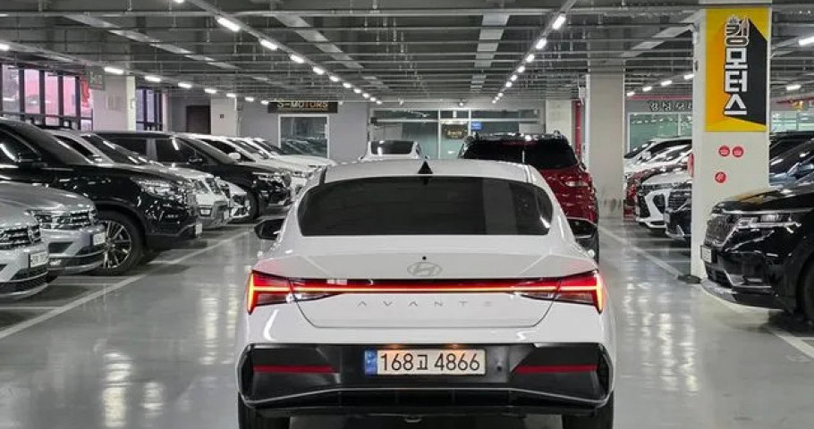 Hyundai Avante (Elantra) 