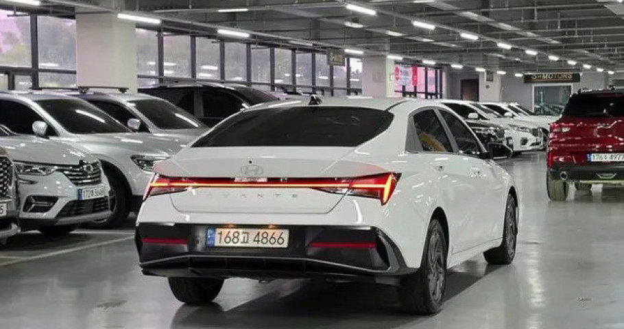 Hyundai Avante (Elantra) 