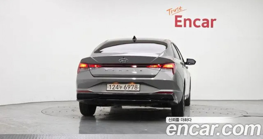 Hyundai Avante (Elantra) 