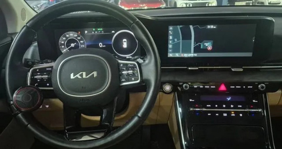 Kia Carnival 