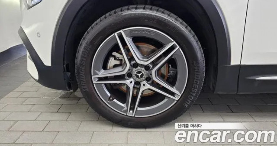 Mercedes-Benz Glb-Class 