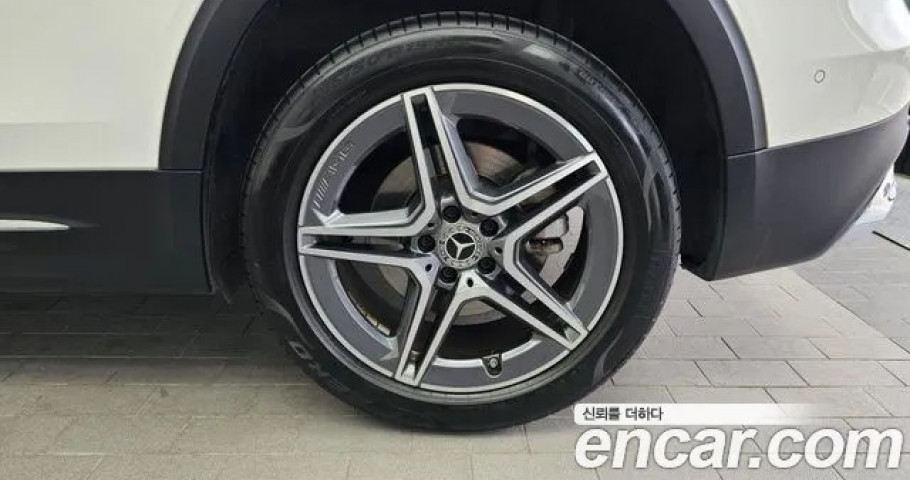 Mercedes-Benz Glb-Class 
