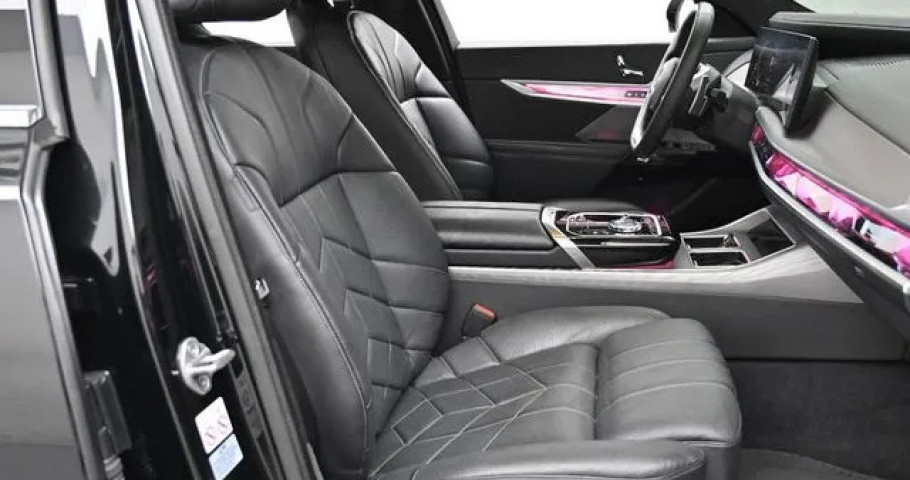 Bmw 7-Series 