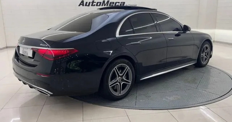 Mercedes-Benz S-Class 