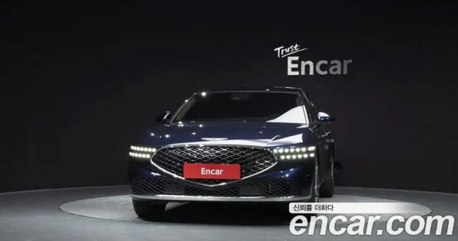 Genesis G90 