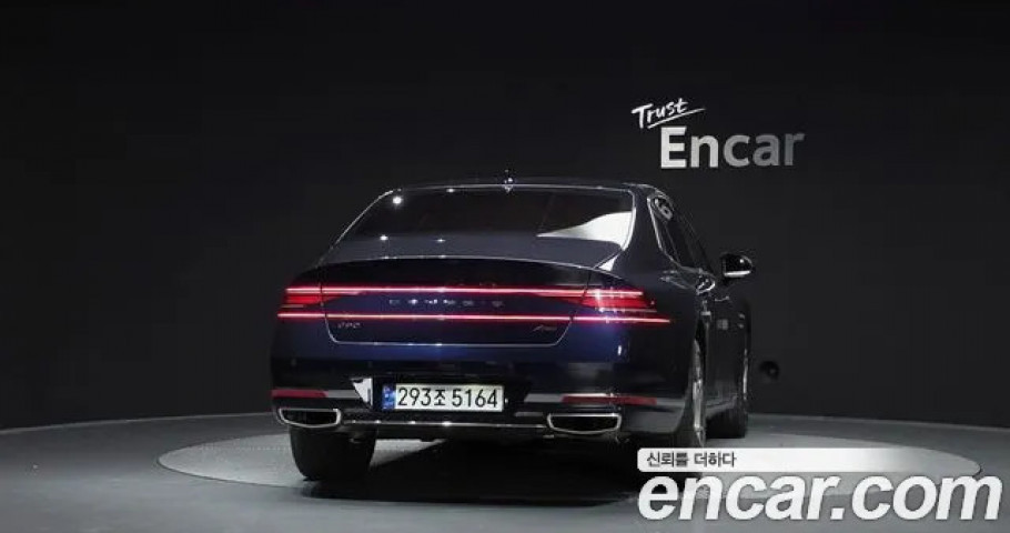 Genesis G90 