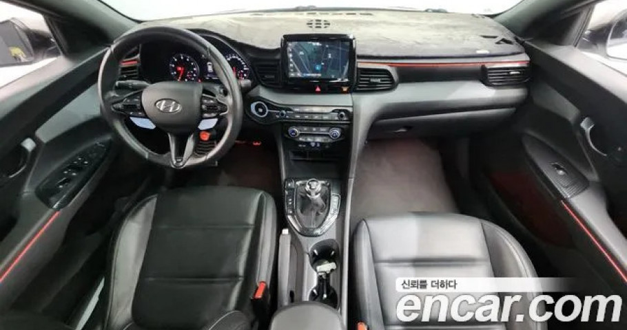 Hyundai Veloster 