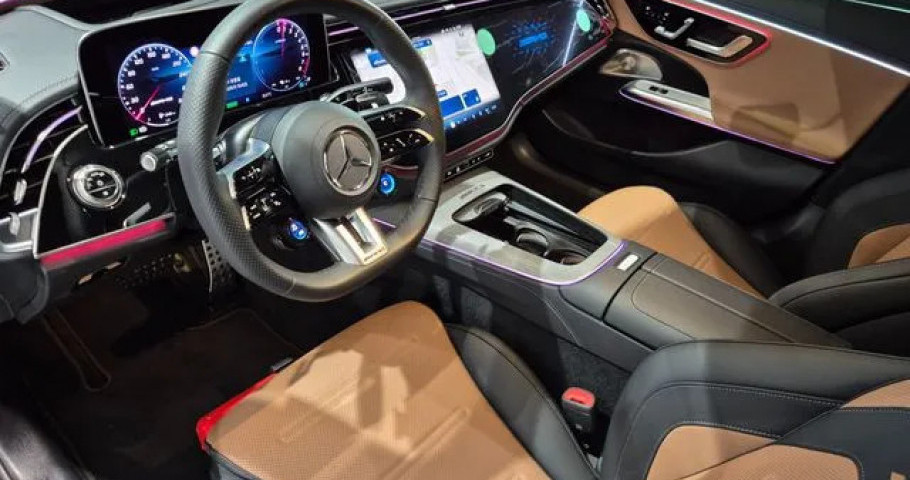Mercedes-Benz E-Class 
