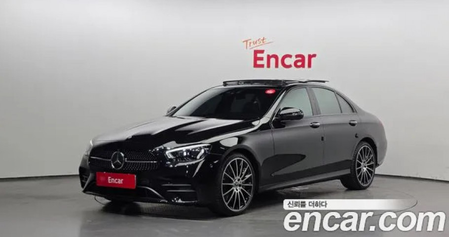 Mercedes-Benz E-Class 