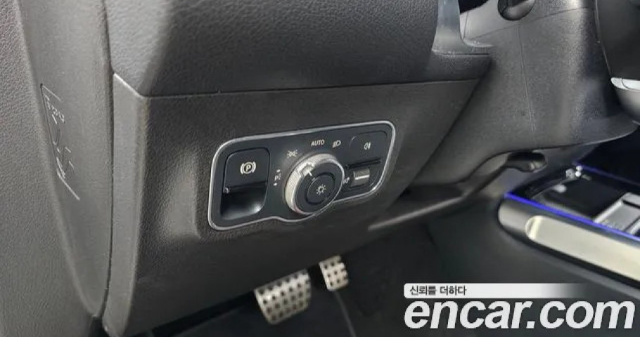 Mercedes-Benz Glb-Class 