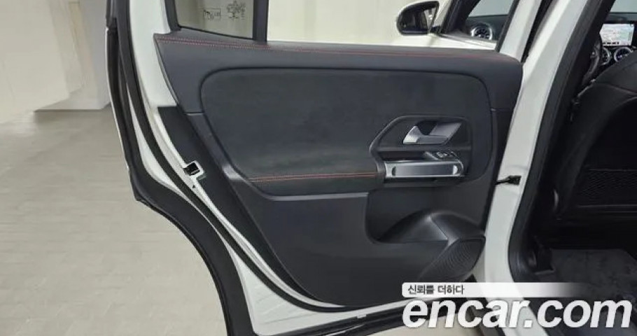 Mercedes-Benz Glb-Class 
