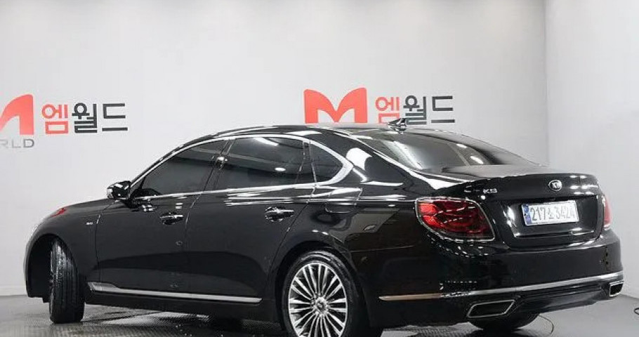 Kia K9 