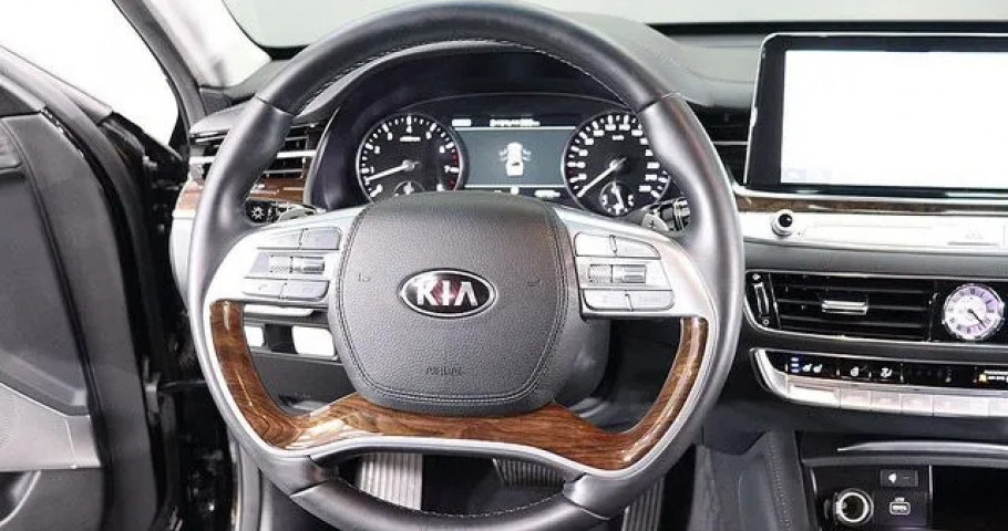 Kia K9 