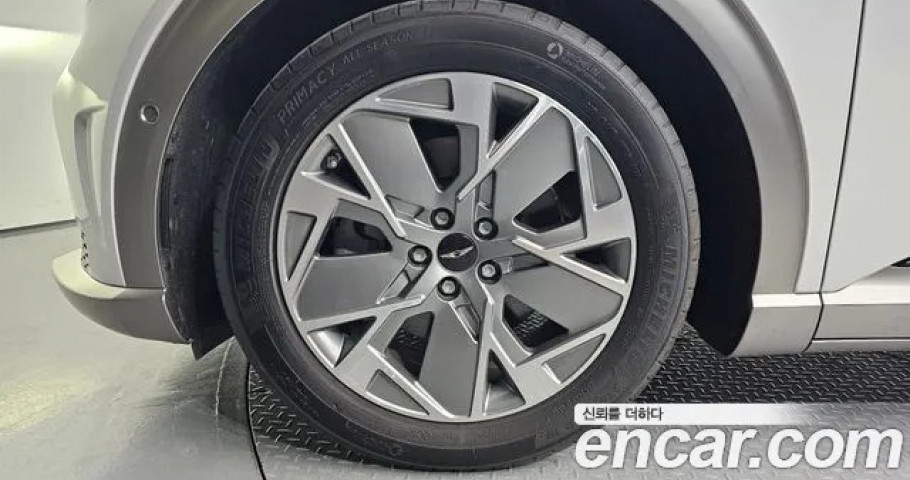 Genesis Gv60 