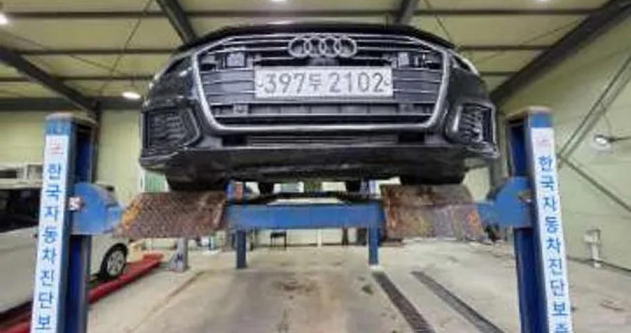 Audi A6 