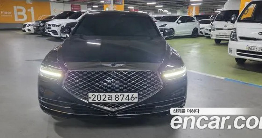Genesis G90 