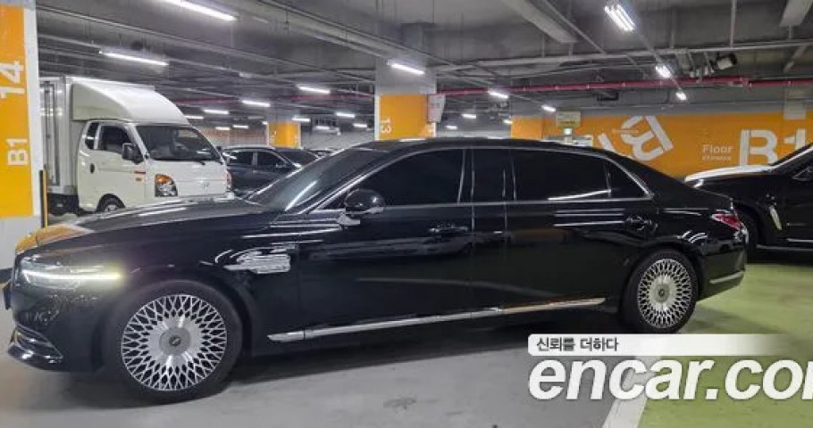 Genesis G90 