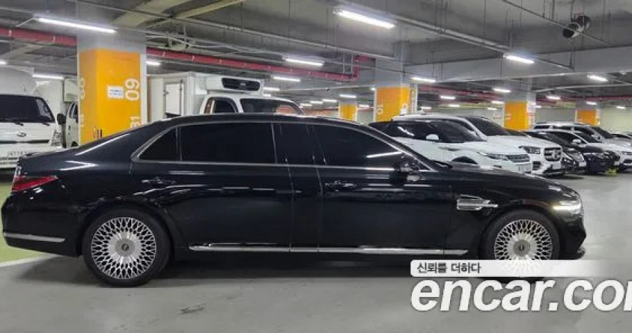 Genesis G90 