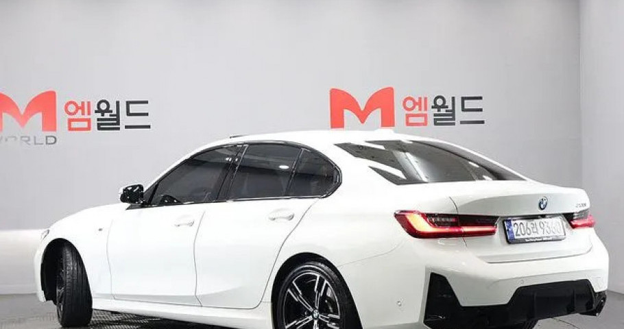 Bmw 3-Series 
