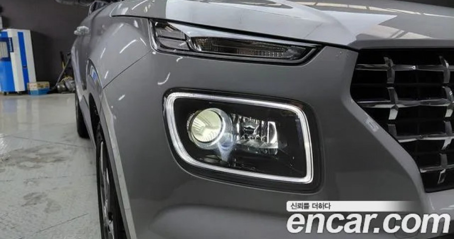 Hyundai Venue 