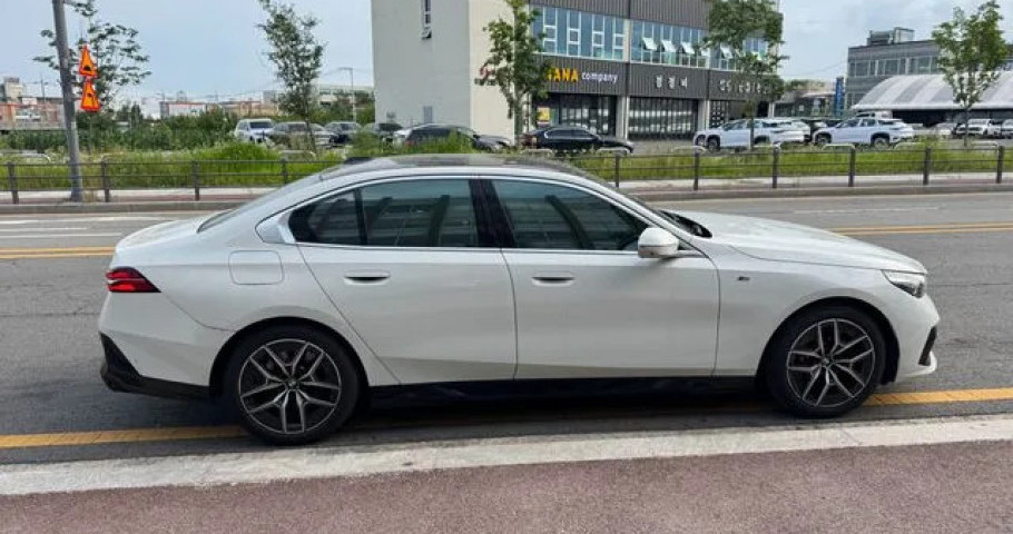 Bmw 5-Series 