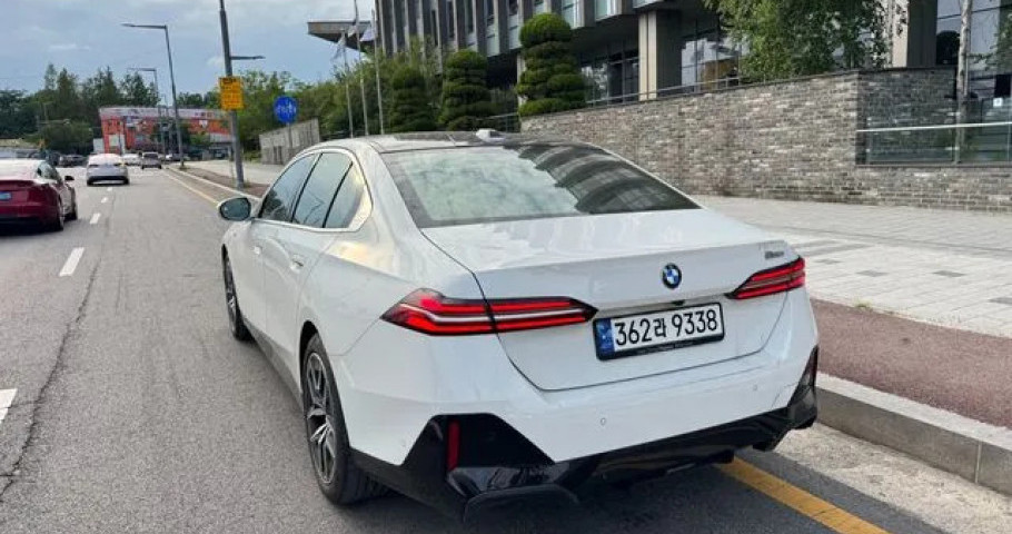 Bmw 5-Series 