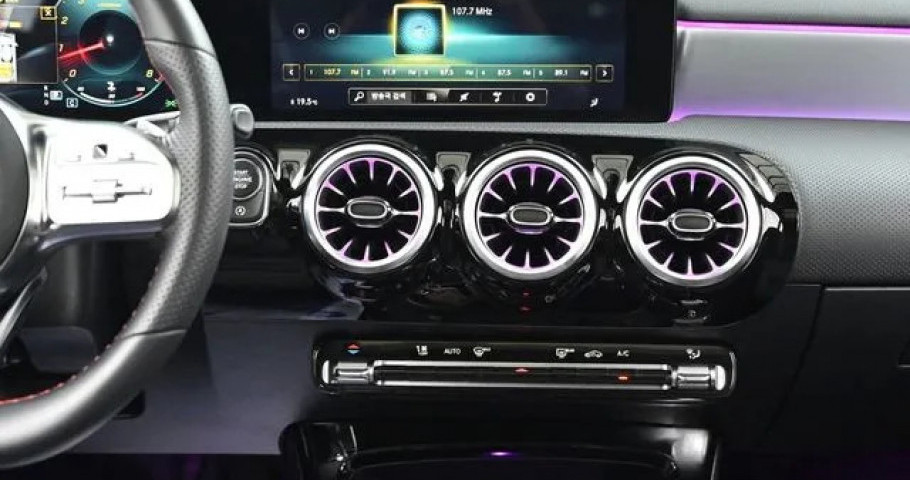 Mercedes-Benz Cla-Class 
