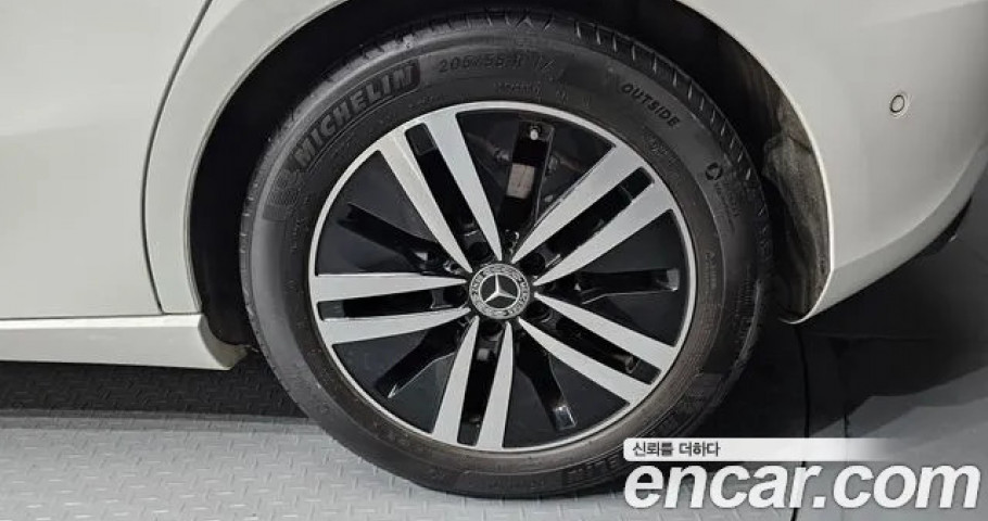 Mercedes-Benz A-Class 