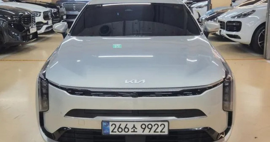 Kia K8 