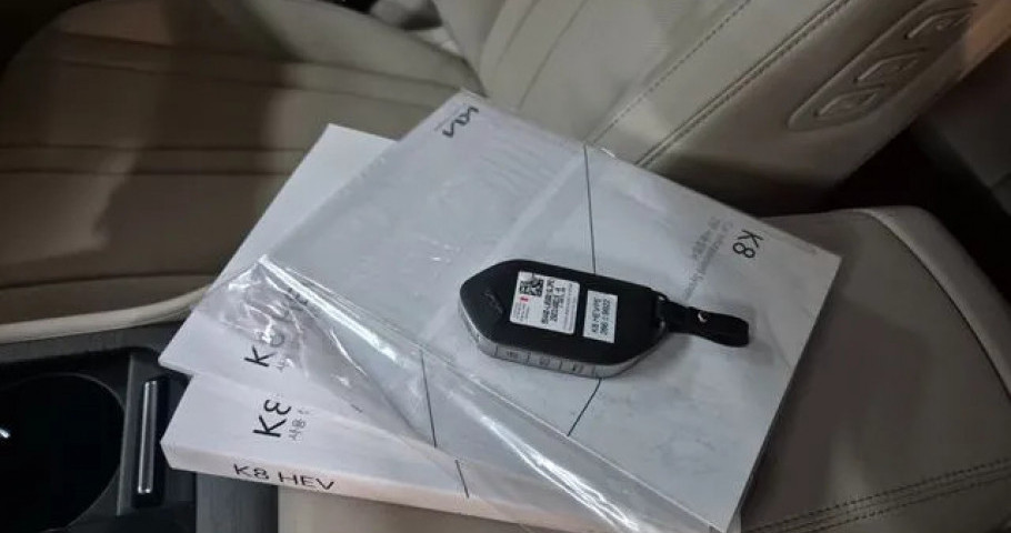 Kia K8 