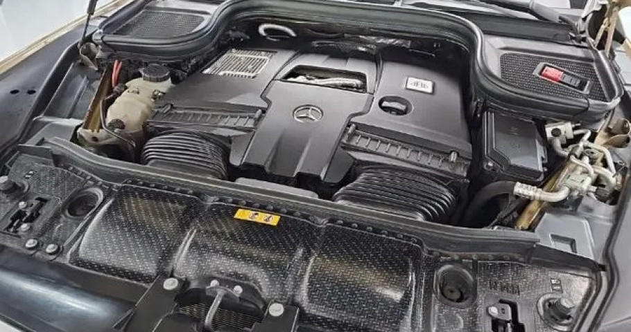 Mercedes-Benz Gls-Class 