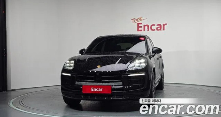 Porsche Macan 