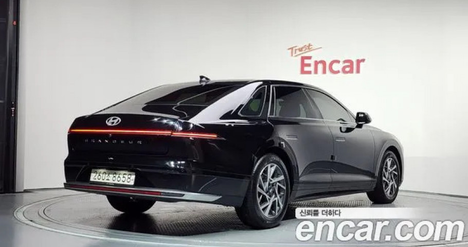 Hyundai Grandeur 
