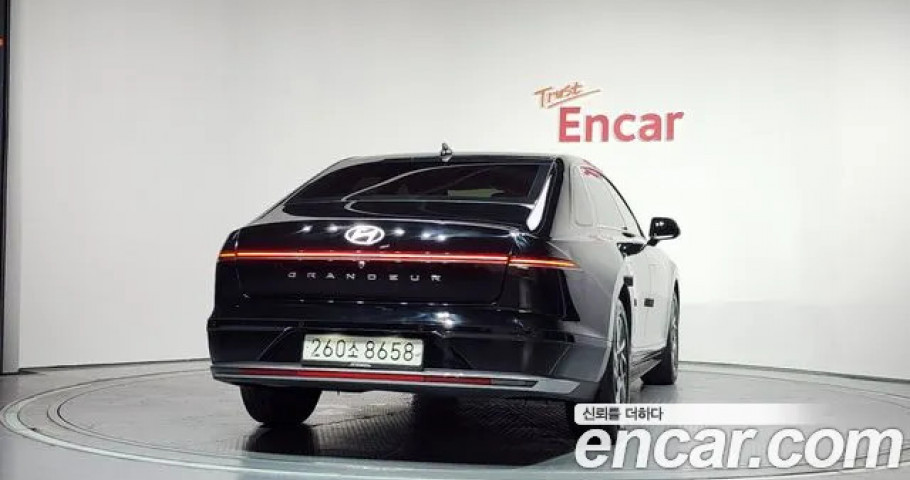 Hyundai Grandeur 
