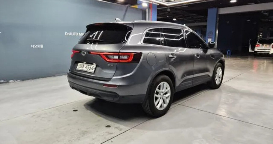 Renault Qm6 