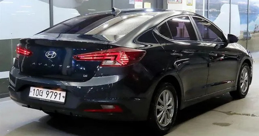 Hyundai Avante (Elantra) 