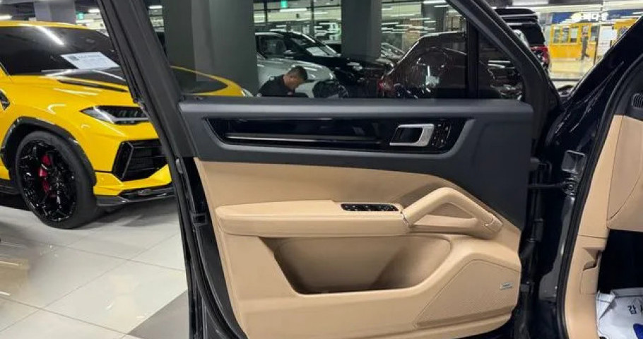 Porsche Cayenne 