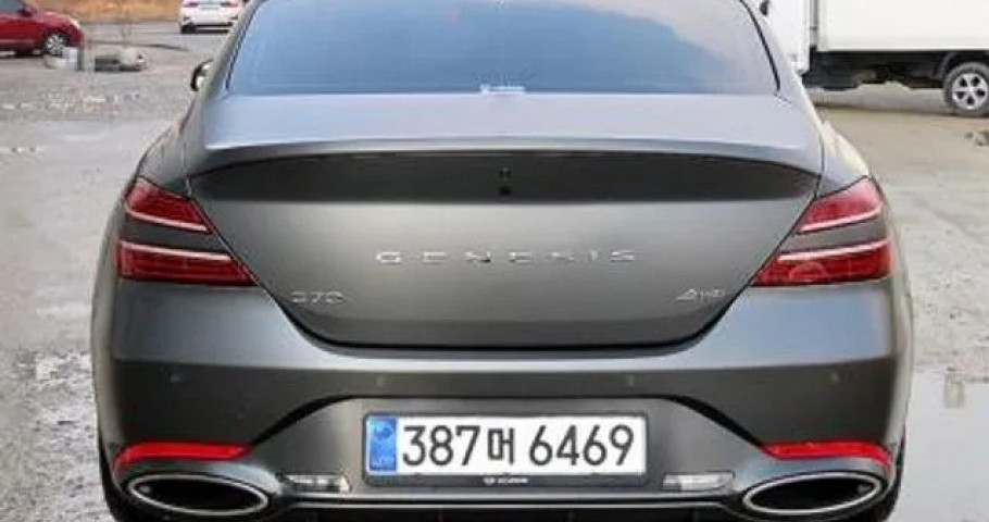 Genesis G70 