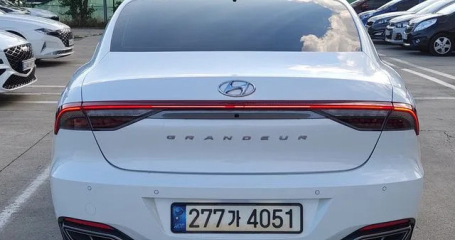 Hyundai Grandeur 