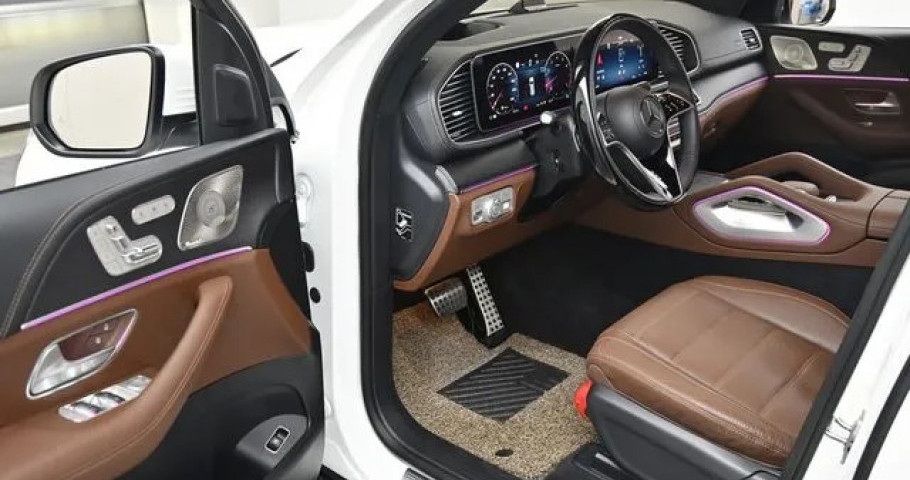 Mercedes-Benz Gls-Class 